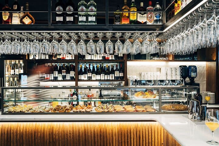 Get lost in the last classic pintxo taverns