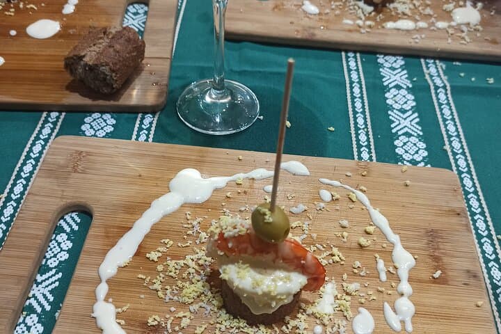 Pintxo Workshop and Fest in the secret kitchen