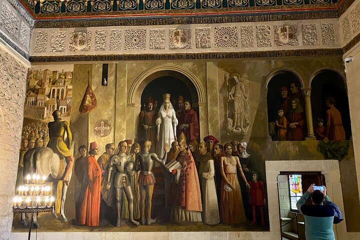 Tour Segovia and La Granja de San Ildefonso from Madrid