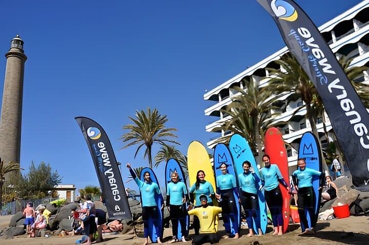 Surf lessons in Maspalomas for all levels