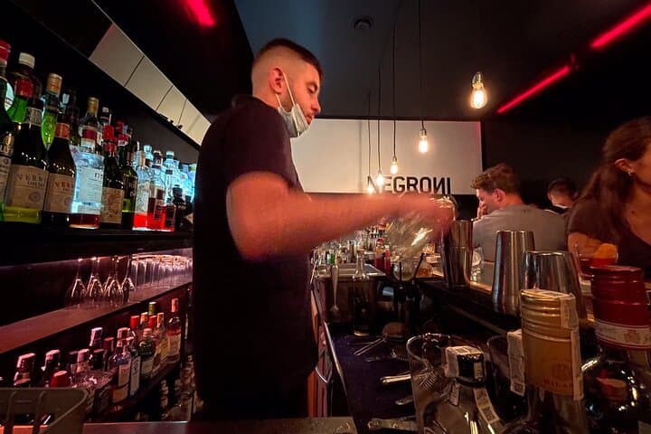 Go out like a local, pub Crawl / Tour in Raval - Barcelona