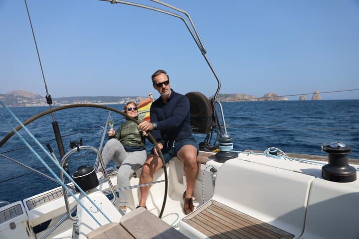Private Skipper Sailing Tour for up to 11 people