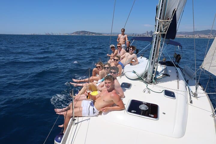 Private Skipper Sailing Tour for up to 11 people