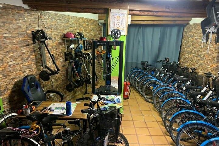 Rental of Bicycles and Scooters to walk around Valencia