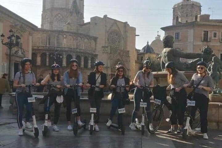 Rental of Bicycles and Scooters to walk around Valencia