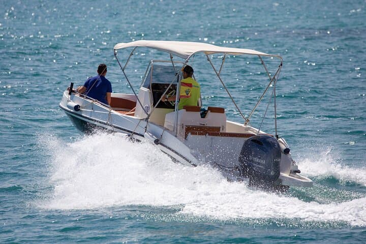 Private Boat Tour through the Bay of Marbella NIREUS 620