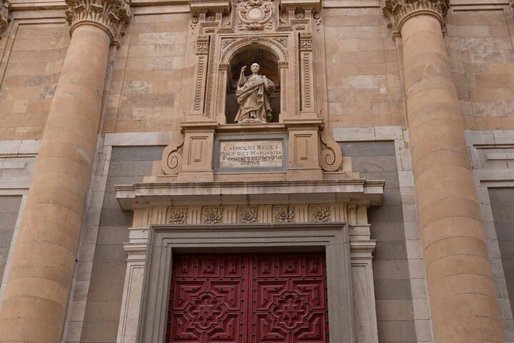 Santiago de Compostela Quest: The Pilgrim's Old Town