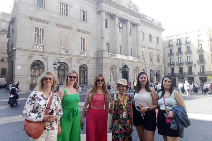 Barcelona Premium: Gothic, Montjuic, Sagrada Familia & Park Güell