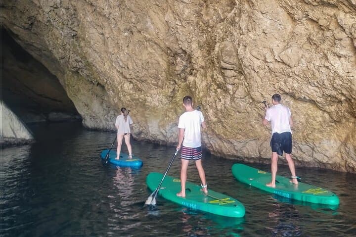 90' Stand Up Paddle tour in a small group in Cala Ratjada