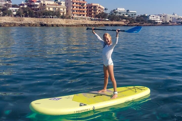 90' Stand Up Paddle tour in a small group in Cala Ratjada