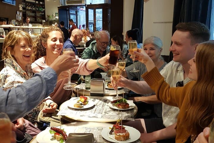 Madrid History Food Tour: Tapas & Drinks Tasting