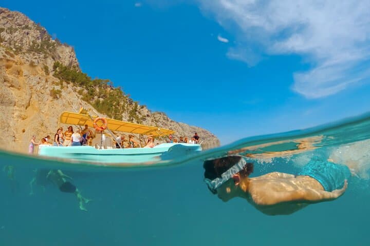Enjoy crystal clear waters for 2 hours