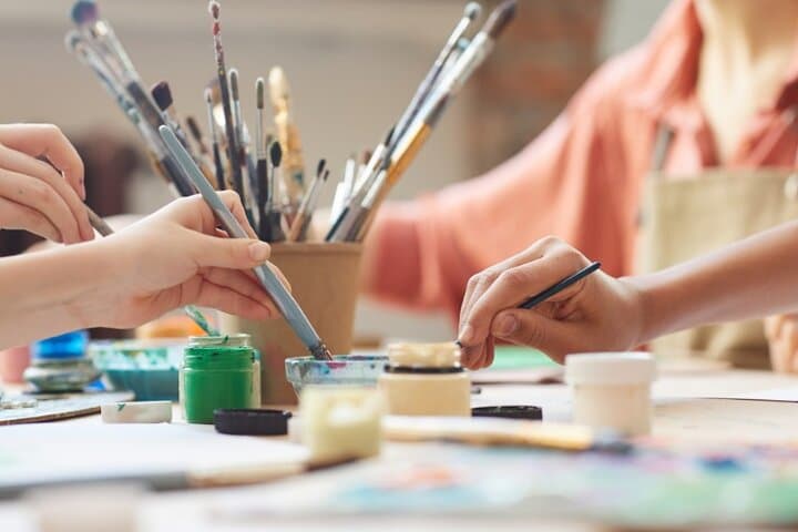 Watercolor workshop in French with aperitif in Seville