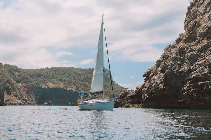 Private Sunset Sailing Tour along the North Coast