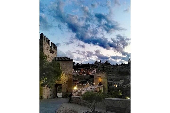 Toledo private walking tour