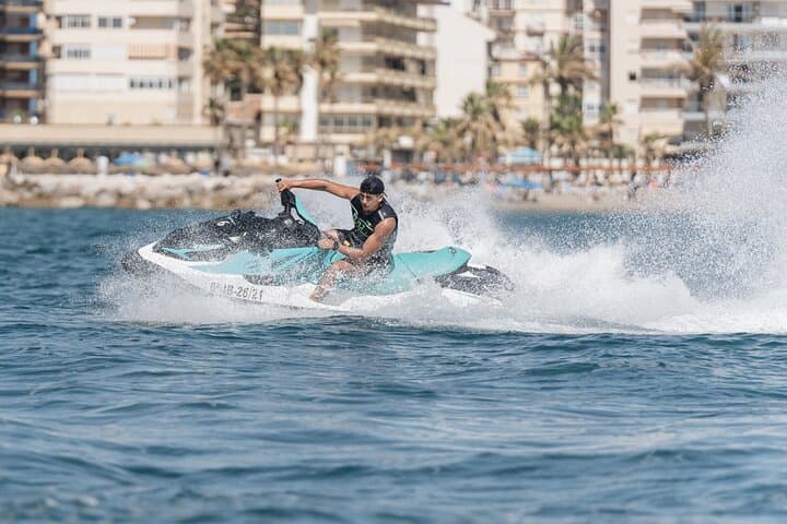 Best jet ski rental without a license in Fuengirola