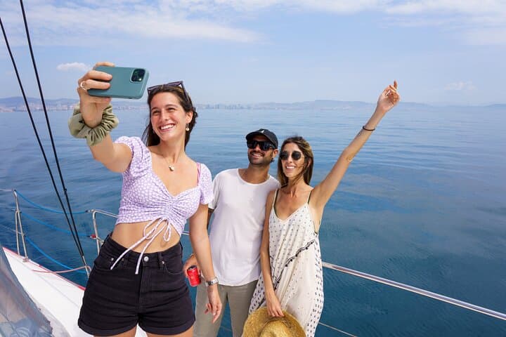 Barcelona Catamaran Cruise with Tapa & Drink Included