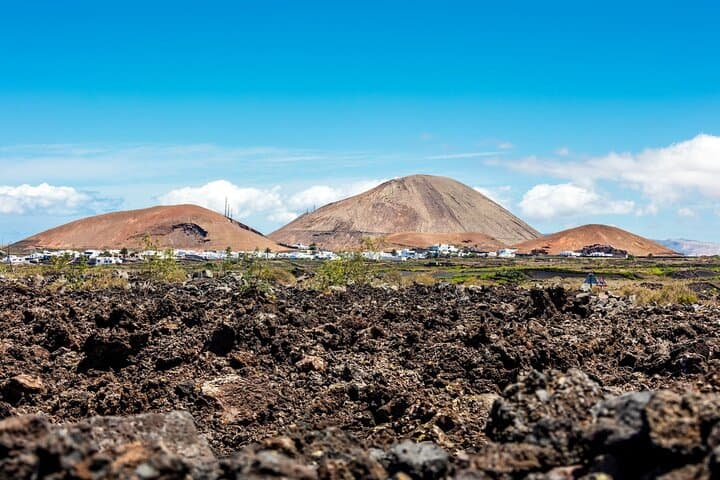 Lanzarote Tour with Timanfaya National Park and Jameos del Agua