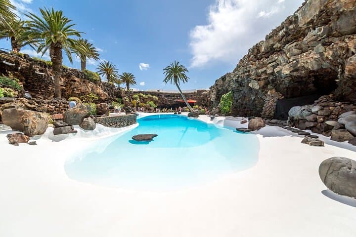 Lanzarote Tour with Timanfaya National Park and Jameos del Agua