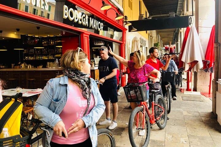 Palma de Mallorca Bike Tour with tapas