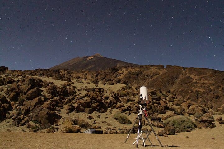 Teide National Park: Moonlight & Stargazing with Astrophotography