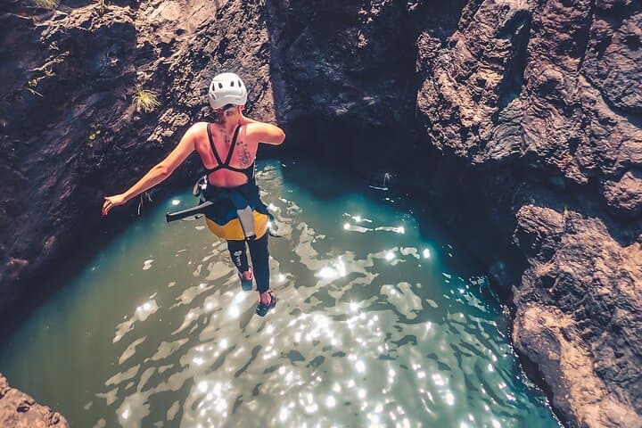 Cliff Jumping Canyoning in The Rainbow Rocks Ravine