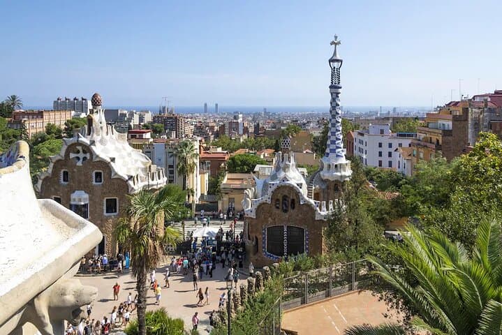 Barcelona Gaudi's Park Güell Private Guided Walking Tour