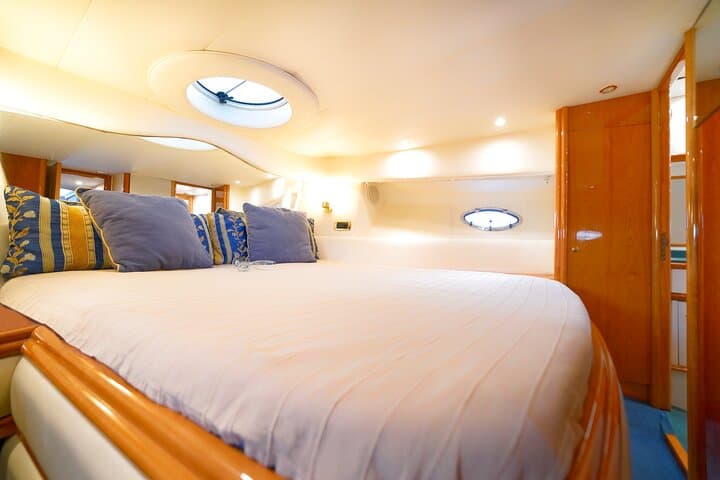 Private Yacht Experience in Puerto Colon