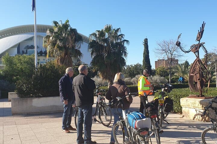Valencia Like a Local: Vibrant Streets & Historic Town Bike Ride
