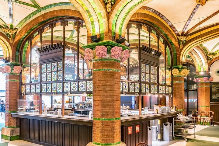 Barcelona Old Town Private Walking Tour with Cruise Tickets