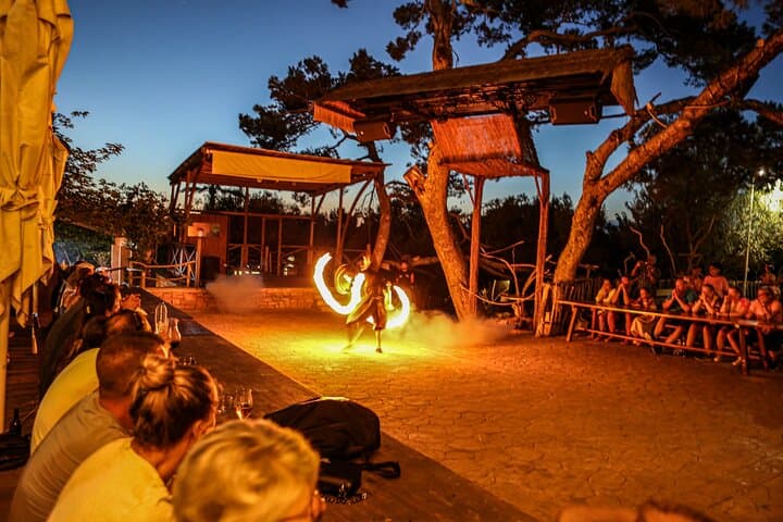 Mallorca Evening Tour: Horseback Riding, Dinner and Dance