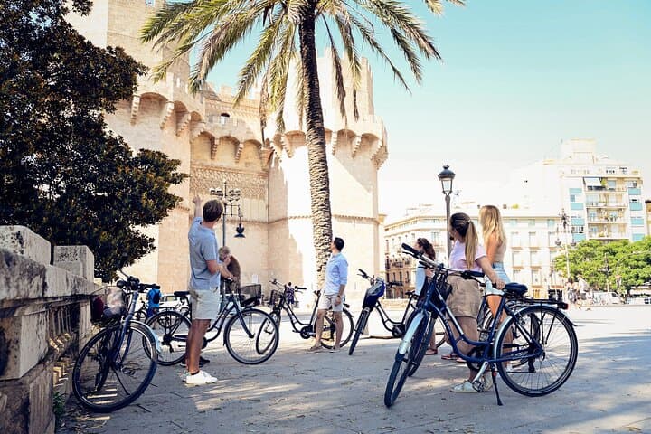 Essential Valencia by Bike | Discover the City’s Best in One Ride