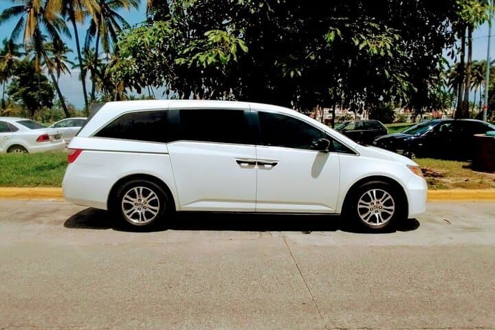 Gran Canaria Airport(LPA) to Las Palmas- Arrival Private Transfer