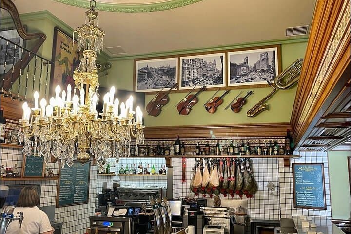 Half Day Private Madrid Tapas and History Walking Tour