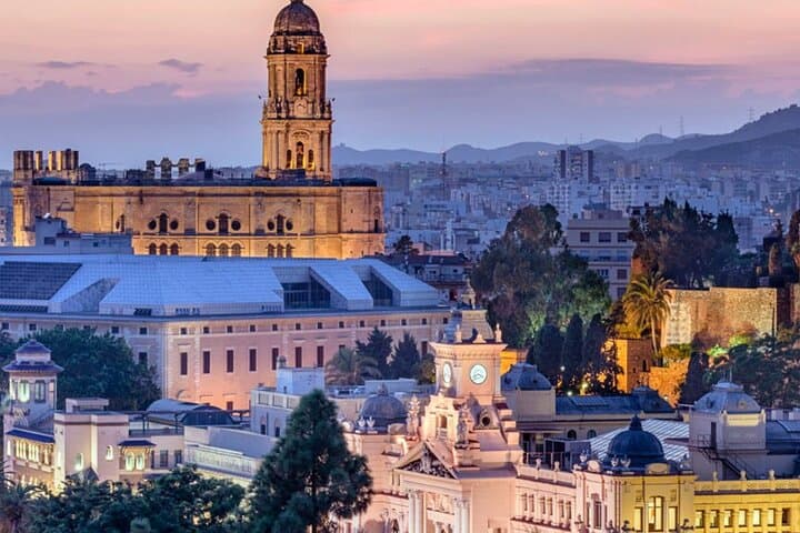 Transfer from Malaga City Center to Malaga Airport (AGP)