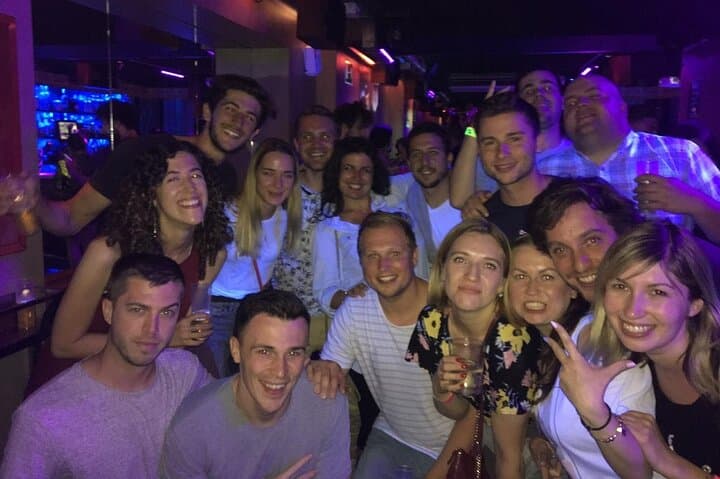 Night Pub Crawl Tour in Barcelona