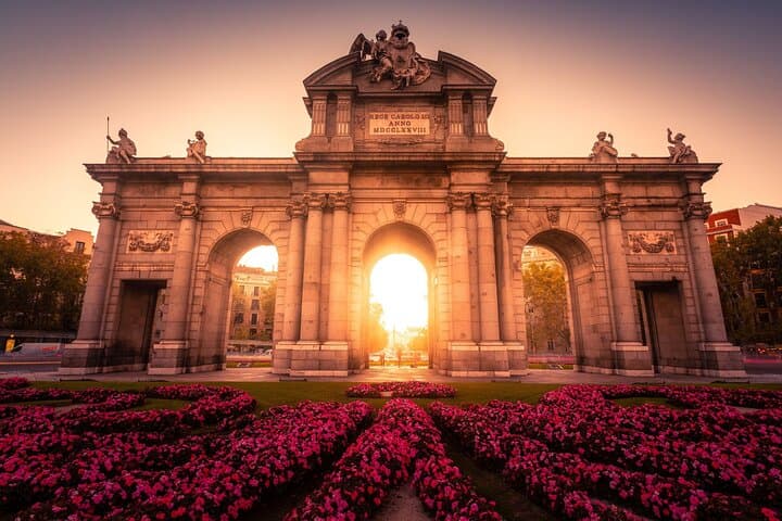 3 Hour Private Bike Tour in Madrid with a Guide