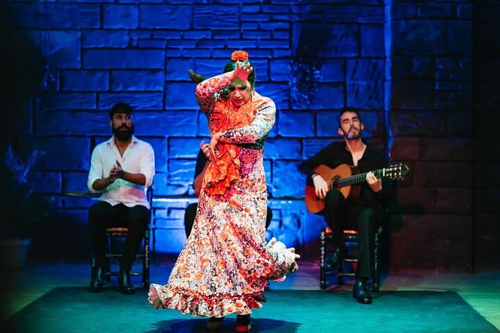 Baraka. Espectáculo flamenco en Triana
