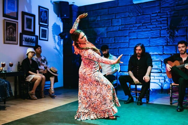 Baraka. Espectáculo flamenco en Triana