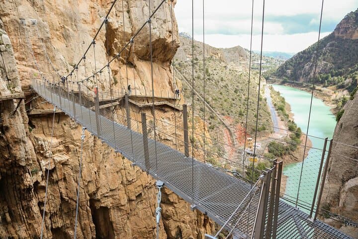 From Granada: Caminito del Rey Guided Tour & Guaranteed Tickets