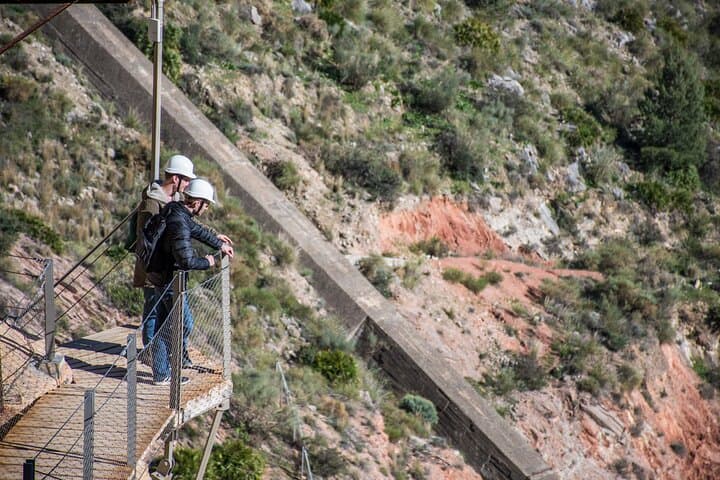 From Granada: Caminito del Rey Guided Tour & Guaranteed Tickets