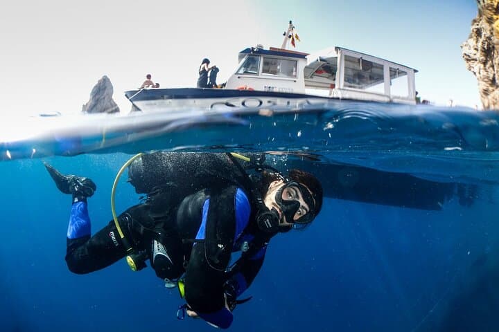 Diving baptism in the Montgrí Natural Park