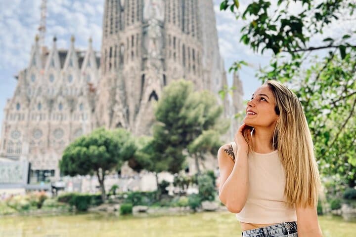 Sightseeing by Bike & Photo Shooting