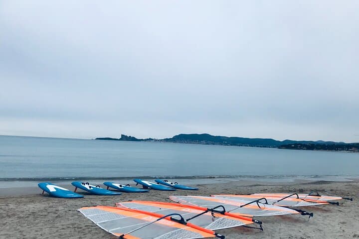 Estepona: 2 Days Dynamic Windsurfing Weekend Camp