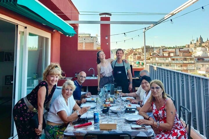 Barbecue in a penthouse in the center of Barcelona with a chef