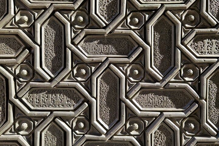 Private Monumental Walking Tour in Seville