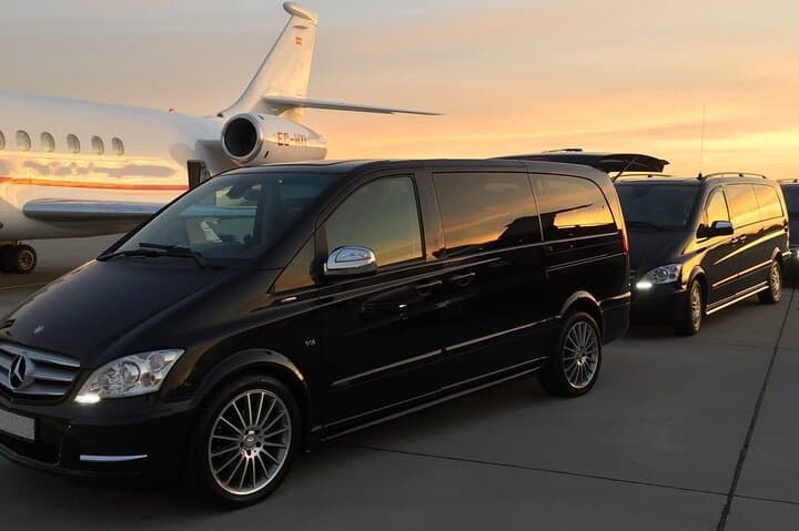 Private Transfer from Barcelona Port to Barcelona Airport (BCN)