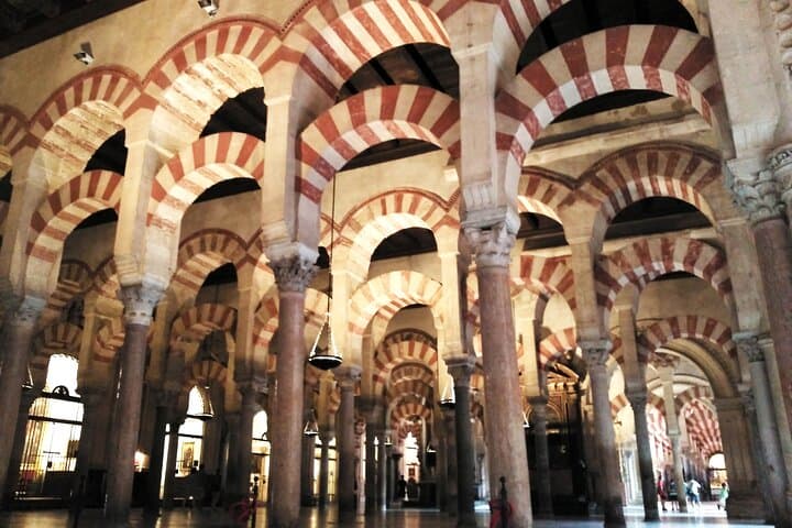 Historical Walking Tour Jewish-Umayyad Route