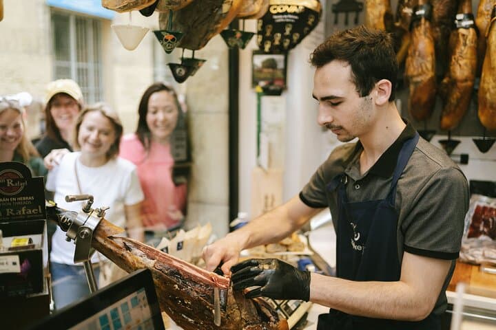 San Sebastian Old Town Pintxos & Wine Tour Small Group Tour