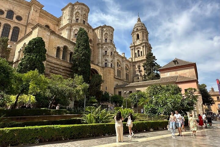 Ultimate Malaga History & Tapas - All Included Full Experience